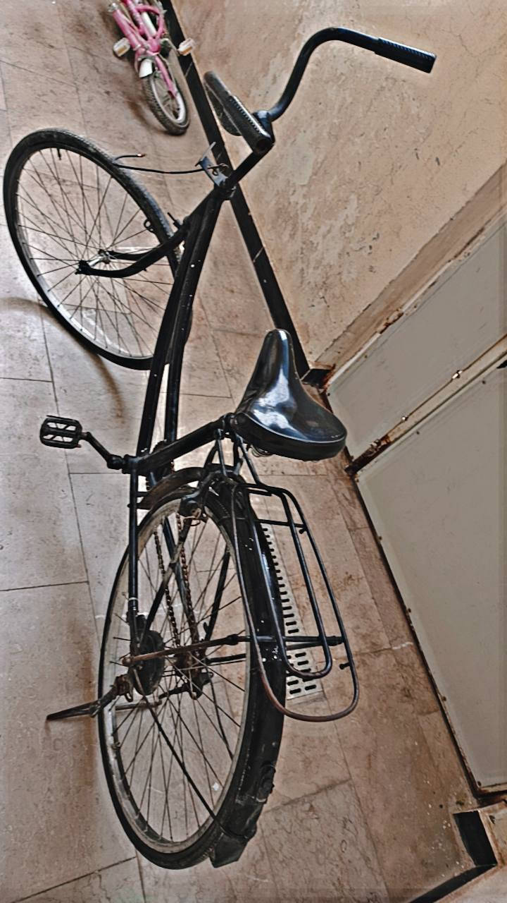 السلام عليكم
بايسكل بناتي للبيع
نقص بنجر خلفي و بريكات فقط
العنوان حي تونس
رقم الهاتف ***********
السعر ٧٠ وبي مجال
