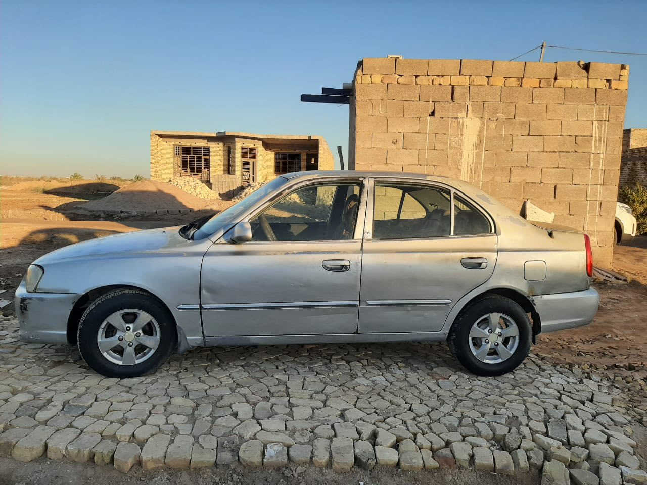 سلام عليكم فيرنا مديل 2001 للبيع فقط البدي شوف عينك مكينه 1.5سياره رقم بغداد بأسمنه رقم القديم سعر ٤٨ ورقه وبيه مجال مكاني ميسان العماره/***********
