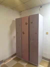غرفه نوم • ٣ باب • نضيفه