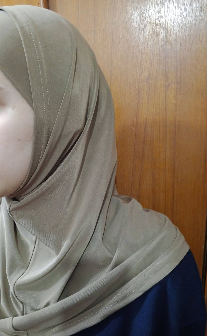 الراحة اللي بتستحقيها بلمسة ملكية! وفرنا لكم حجاب الأميرة بخامة الفيزون الليكرة الأصلي، المزيج المثالي بين الأناقة والعملية.

🌟 ليش تختاريه؟
خامة أصلية: ليكرة ناعمة، باردة، وما بتغير لونها ولا بتنمش.

راحة تامة: ثبات عالي بدون دبابيس، مثالي للدوام والطلعات السريعة.

قياس مثالي: مرونة عالية تناسب الجميع وتغطي الصدر بجمالية.

💰 العرض المتوفر:
🛍️ مفرد: لإطلالتك اليومية المتميزة.

📦 جملة: أسعار خاصة جداً للتجار وأصحاب المحلات.

الآن في "حجابات الروان".. الجودة الأصلية بين إيديكِ!


**إذا كنت صاحب هذا الإعلان وتريد حذفه لأي سبب، رجاءا أرسل رسالة إلى الدعم الفني**