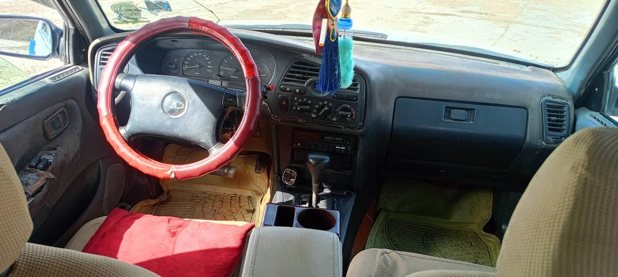 السلام عليكم للبيع سياره نوع برنس فراشه اوتماتيك رقم بابل سنويه لحد 2027وكاله تحويل موجود كير ومكينه مكفولات كهربائيات شغاله كشر السيارة صبغ جماليه حزام تخم تاير امامي خلفي محرك حاويه باتري جديد داخل كلش حلو بطاين نضاف السيارة محرك مفتوح مكان السياره واسط الزبيديه لاستفسار اتصال على الرقم التالي ***********السعر 32وبيه مجال للطيبين
