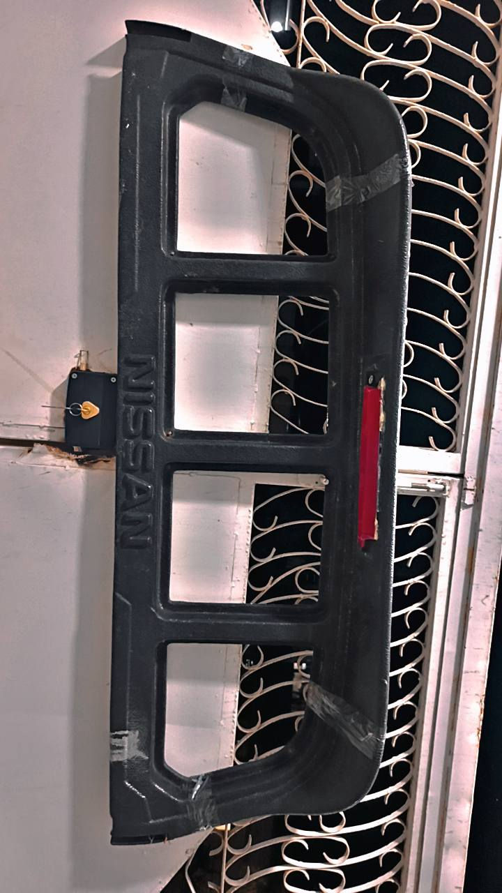 باڵی نیسان بیلادی بۆفرۆشتن
لەعەربەتە ڤیدۆی دانراوە جوان تەماشای بکەن
کڕیاربون تەلەفۆن بکەن لەخزمەتتانام 
***********
***********
