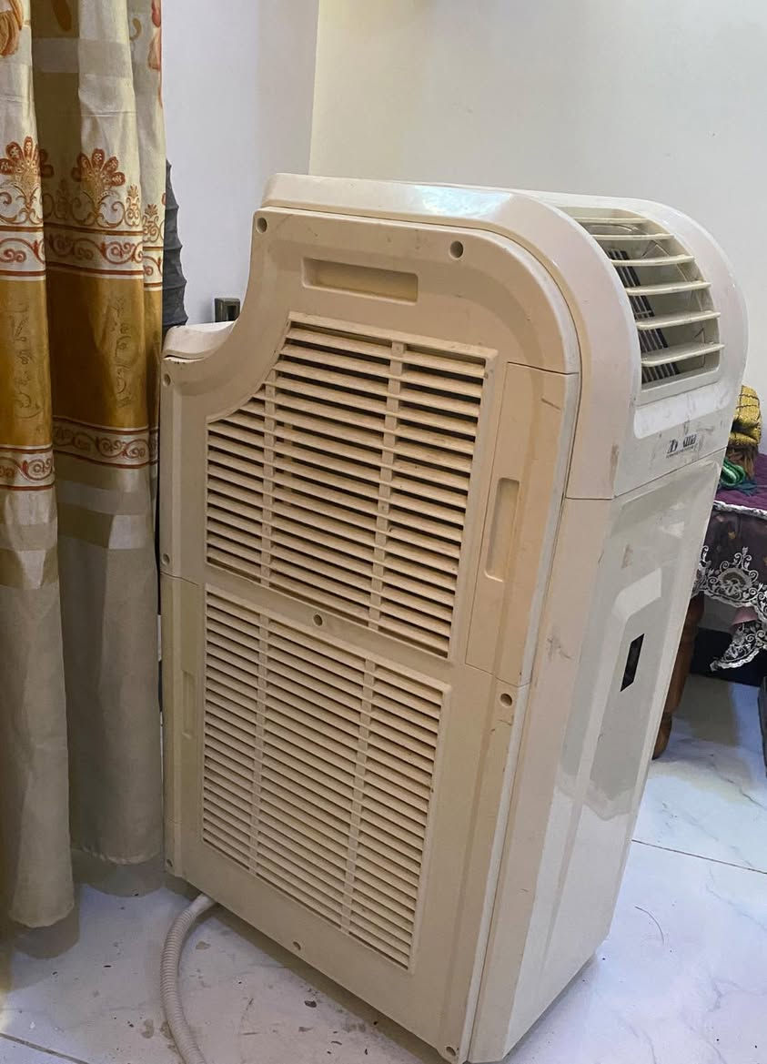 السلام عليكم من رخصة الادمن عندي سبلت متحرك يشتغل على السحب نظيف  ومداخل تصليح  وبيه ضمان اسبوع السعر 160 الف


**إذا كنت صاحب هذا الإعلان وتريد حذفه لأي سبب، رجاءا أرسل رسالة إلى الدعم الفني**