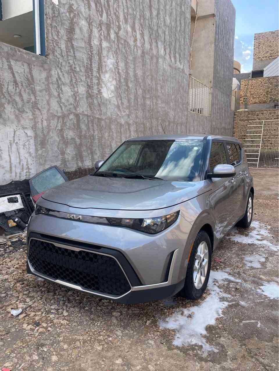 كيه صول موديل 2025 دخول جديد منفيس باسمي كلين بدون حادث بدون بارد بدون تكحيل شرط السونار وصور الحادث مرفقه بالمنشور 
ماشيه 20 الف
مواصفات 
رادار امامي
رادار خلفي
رادار جانبي
نقاط عمياء
ويل گب
فول تحكم استيرن
تحديد مسار
قيادة ذاتية 
وضعيات قيادة
مثبت سرعة
عداد دجتل
اطفاء ذاتي
كامرة خلفية دوارة
محرك 2000 دوش✈️✈️
للاستفسار 
‭0783 853 4606‬
او واتساب 
*********** حلة, بابل
