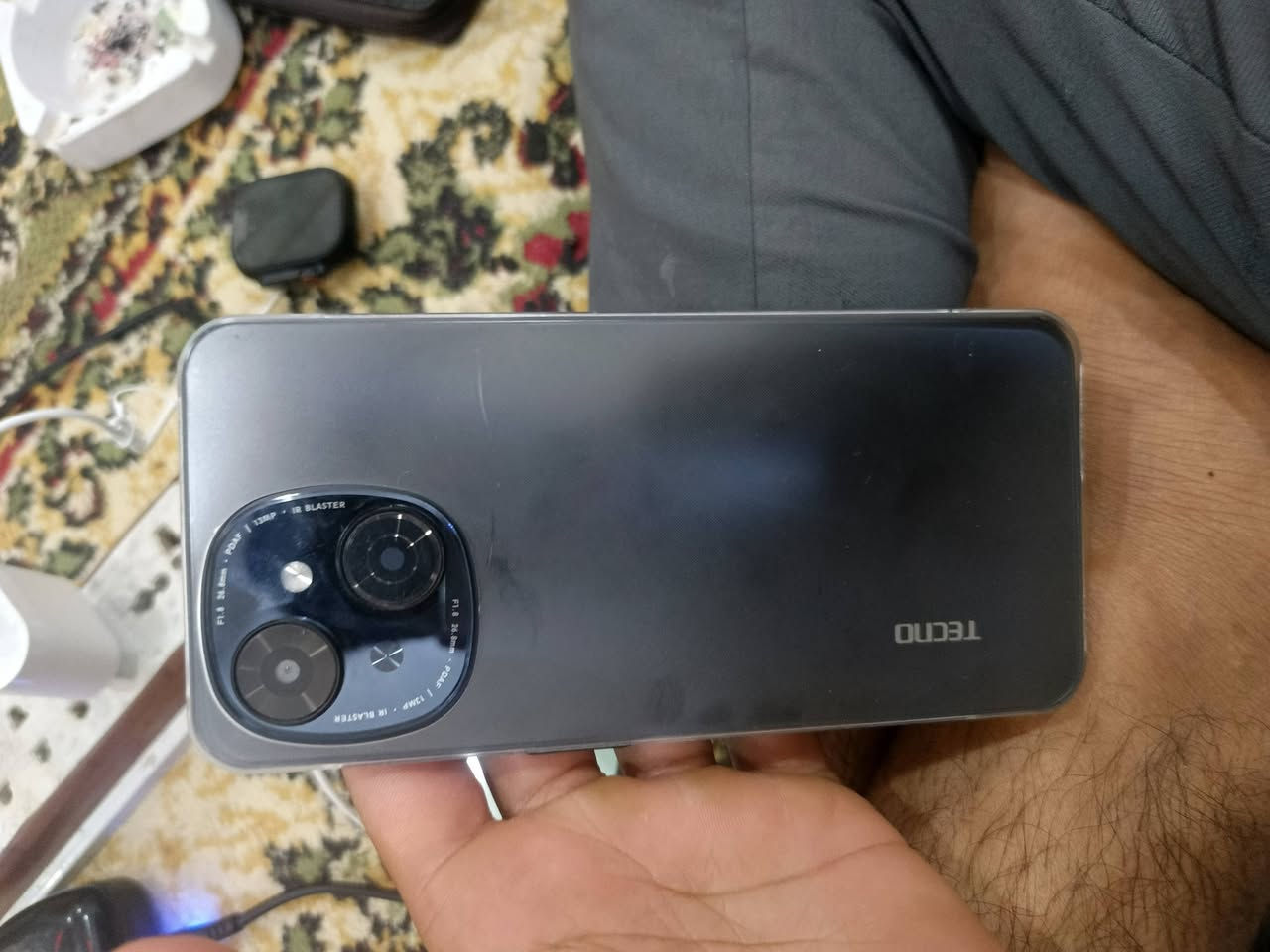 تلفون مثل ما موضح ب الصور تلفون جديد مامستعمل كامل ملحقات
80 وبيه مجال


**إذا كنت صاحب هذا الإعلان وتريد حذفه لأي سبب، رجاءا أرسل رسالة إلى الدعم الفني**