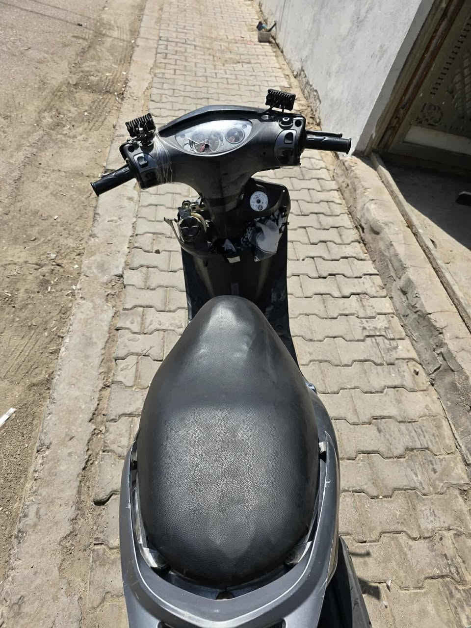 للبيع ماكس ثعلب 4 ولفات ياباني كلشي شغال بيها ماعوزها نقص سعرها 350 بيها مجال اكفل سرقه وعشائر *********** وات ساب
