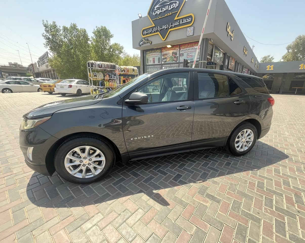 ‏Chevrolet Equinox 2021 LS
‏‎شيفروليه  اِكوينكس LS  2021
‏‎لون فحمي  
‏‎الرقم اربيل.
‏‎ضررها دعاميه وبنيد مصبوغ 
                                                   
‏2GNAXHEV6M6126239 رقم الشاصي
‎*العداد:41,000  / ميل 
‎المواصفات: 
‏‎*حجم المحرك 1500+تيربو
‏‎*داخل ابيض مخمل
‏‎* بصمه
‏‎* شاشة كبيره تدعم كار بلي واندرويد اوتو
‏‎*شاشة معلومات(قراءة مقياس الدهن- ضغط الدهن-ضغط الاطارات-البطارية-مصروف البنزين...ومعلومات اخرى)
‏‎* كاميرا
‏‎*سايد بريك كهرباء
‏‎ *ردار امامي+ تنبية الاصطدام الامامي(ظهور ضوء احمر بالجامة الامامية+تنبيه صوتي)
‏‎*نظام تثبيت السرعة التكيفي
‏‎* نظام التراكشن(مانع الانزلاق)
‏‎*اوتو ستوب.
‏‎*نظام مانع تصادم امامي
‏‎*تبريد قطعتين
‏‎ *لايت ليد +لايت اوتو+عالي –ناصي -اوتو
‏‎*تحديد المسار+ تنبيه الخروج عن المسار
‏‎ *تحديد السرعه
‏‎*كرسي السائق كهرباء
‏‎*ويل كب حجم 17

‏‎مكان السيارة: بغداد .
‎السعر: 138 ورقة 
‏‎ للاستفسار الاتصال  ***********
