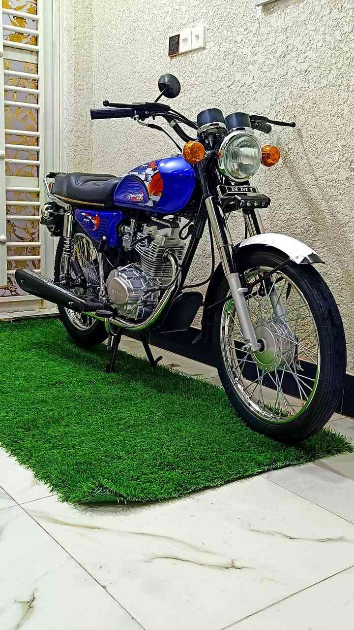 السلام عليكم دراجه تعمير باكستاني اصلي مكينه نامه شلامجه ثاني تبديله دهن الدراجه اوراق سكنر مكفوله كفاله عامه للاستفسار ***********
