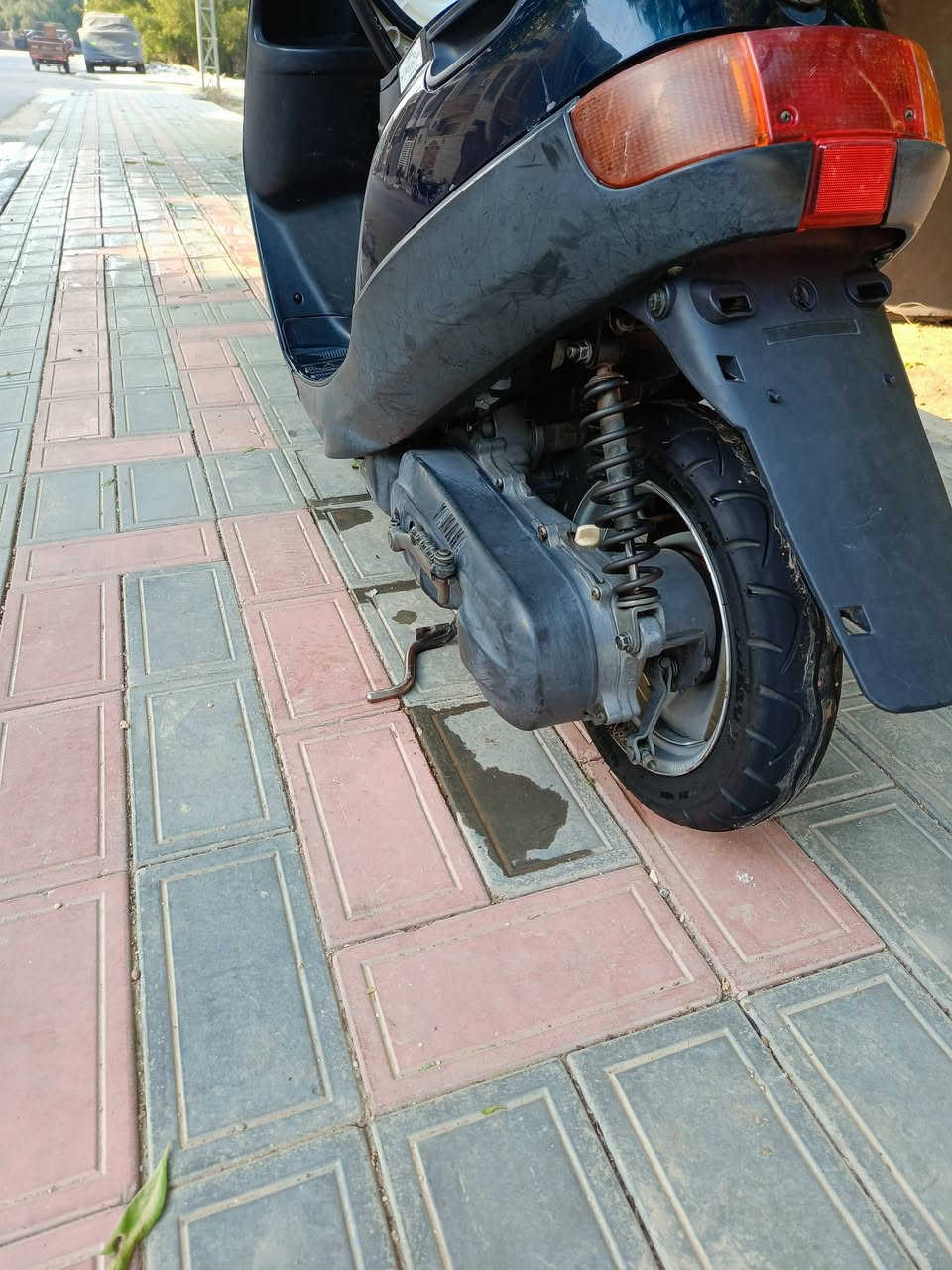 سلام عليكم 
دراجه بطه للبيع مديل 97
لون مميز زيتوني كفراته اصليه 
اي نقص مابيه شغاله 
سلف وهندر بس يرادله باتري 
مكاني كربلاء الانتفاضه الثانيه 
السعر 600وبيه مجال حك الجيه 
وهاذه رقمي ***********
الميعجبه السعر خلي يعبر المنشور
