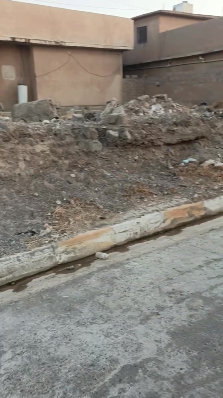 السلام عليكم ورحمة الله وبركاته
#للبيع قطعه ارض في حي التاميم
قرب مدرسة عبد الرحمن 
طابو صرف
المساحه ٢٤٠
الواجها ٢٠   نزال ١٢
للاستفسار مراسلة الصفحه 
الاتصال *********** / ***********
