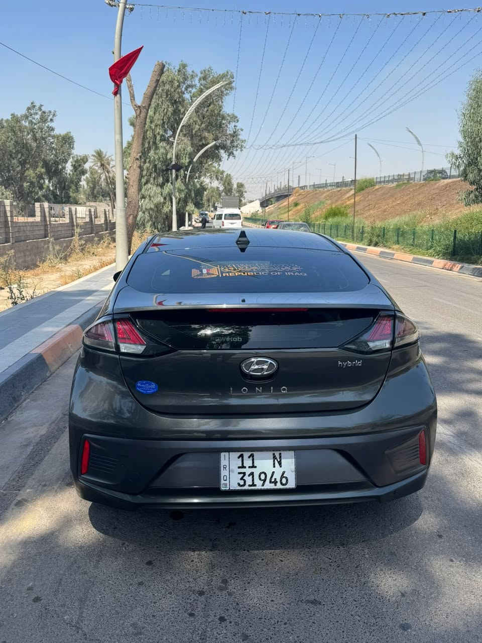 هونداي ايونك  2022 هايبرد
(+ هايبرد + بانزين ) 
فول مواصفات 

السيارة بأسمي التحويل مباشر

المواصفات :-

1. بصمة
2. كشنات مخمل ورصاصي 
3. كراسي تدفئة وستيرن تدفئة
4. كشافات LED 
5. رادار أمامي + جانبي + خلفي
6. قيادة ذاتية 
7. شاشة كبيرة أصلية
8. بگ لايتات LED 
9.خاصية مراقبة ضغط الهواء للعجلات
1. ثمانية ايرباگ أمامية وجانبية
2. تحديد مسار
3. اضواء ترحيب
4. فول تحكم ستيرن
5. تدفئة مركزية بالكامل
6. كاميرا خلفية
7. كروز سرعة
8. نظام صوتي مميز
9. نظام eco drive 
10. نظام sport drive 
11. نظام comfort drive 
12. نظام EV + HEV للقيادة يعني اربع انظمه قيادة 
13. مانع انزلاق
14. سايد بريك بصمة
15. مدخل شاحن 12v
16. مدخل ibod-aux 
17. مدخل usp عدد إثنين
18. گير شفتات ستيرن رياضي
19. دركة ستيرن سبورت رياضية D
20. حساس مطر
21. حساس اضاءة بالأماكن المظلمة 
22. نظام apple car play - androids 
23. نظام auto hold 
24. نظام خرائط GPS
35.بطاريه ليثوم 

ماشيه  132 الف كيلومتر

ومكفوله كير محرك كهربائيات  صبغ 
السيارة بيها كما موضح ب السونار 
ترقيم وهزة وفحص وسنوية جديد 

صور الحادث موضحة بالمنشور

سعر 135$ وبيها مجال بسيط حك الجيه


**إذا كنت صاحب هذا الإعلان وتريد حذفه لأي سبب، رجاءا أرسل رسالة إلى الدعم الفني**