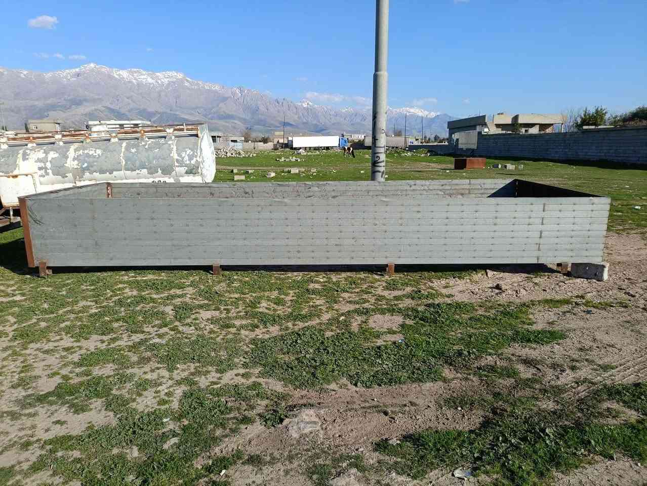 تەعلاوا 
بەرزی 80
درێژی 6.80
شوێن سەیدساق 
***********.  ***********
