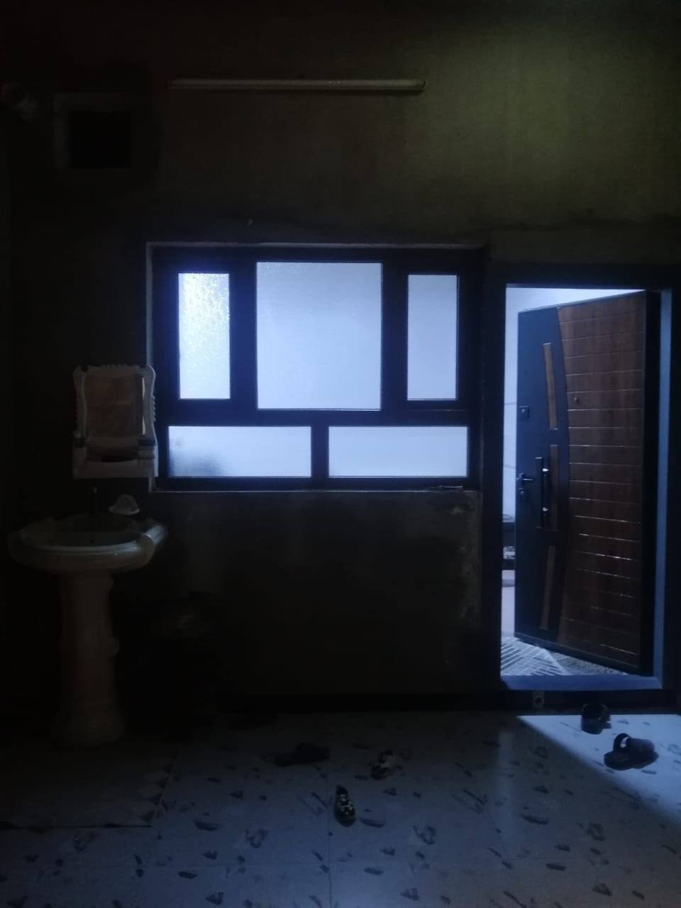 دار طابو صرف للبيع
مساحه ٢٥٠م جديد طابقين
البيت فول مواصفات فرع عريض ٣٠م
ملاحظة /// البيت مطلوب للإسكان تدفع على شكل اقساط شهري
يرهم مراوس ابيت اي منطقه قادسيه ١او٢ حي عسكري أسرى شركة طارق
عنوان الدار
كركوك  شركة طارق ال ٧٧ قرب المدارس والمركز الصحي
محتويات البيت الطابقين:-
استقبال
هول عدد٢
غرف نوم عدد ٥
درج داخلي
صحيات داخليه وخارجيه
ملاحظة /// البيت مطلوب اقساط للإسكان

الاستفسار مكتب السيد البياتي للعقار
مبايل (*********** او ***********)
عنوان المكتب
كركوك القادسيه الثانيه
شارع المرور القديم
مقابل ثانوية المستقبل الاهليه
مجاور صيدلية مركز الدواء
نستقبل كافة العروض وعرضها في كركوك الطابو الزراعي التجاري السكني
