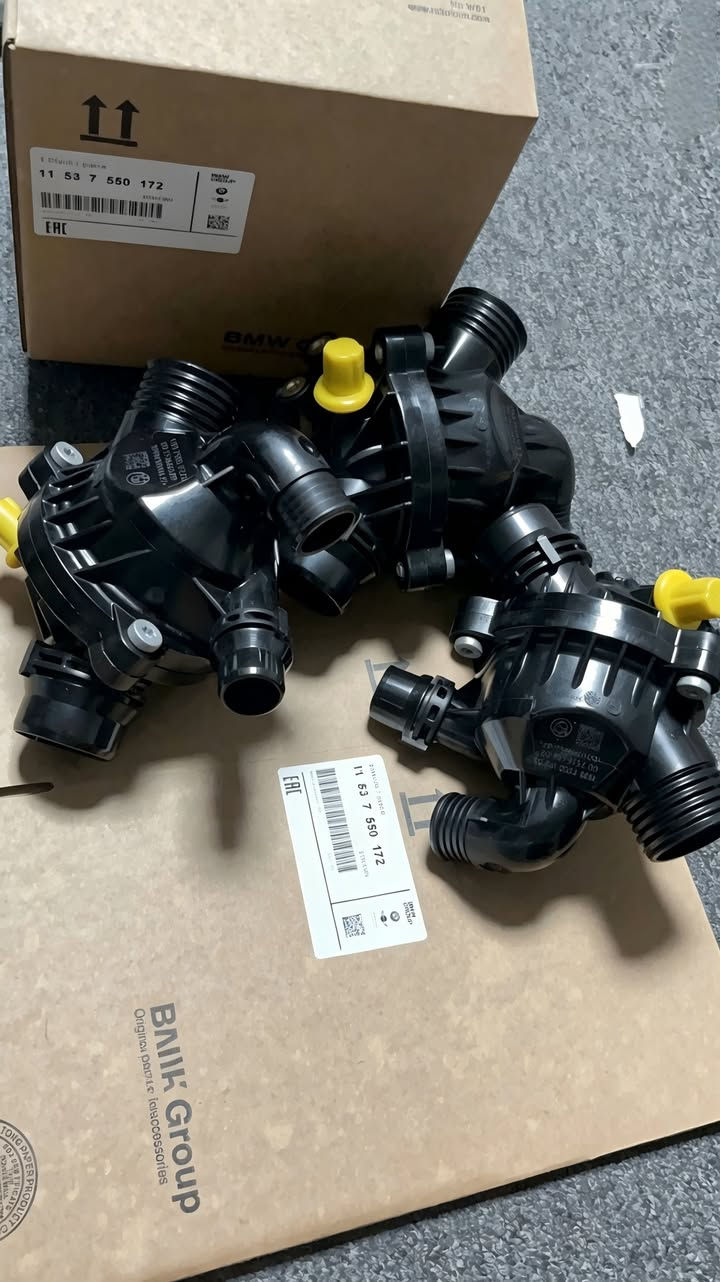 #BMW #E70 #E71 X5 X6 ENGINE Cooling $Thermostat Housing  
11 53 7 550 172 / 1153 7550 172 / 11537550172 / 7550172
BMW X5 X6 #Корпус #термостатаBMW
Fit for BMW 11537550172, N52N,N54(3.0)
E70 X5 3.0si #N52 - Model Years 2007, 2008, 2009, 2010
E71 X6 35i #N54 - Model Years 2008, 2009, 2010


**إذا كنت صاحب هذا الإعلان وتريد حذفه لأي سبب، رجاءا أرسل رسالة إلى الدعم الفني**