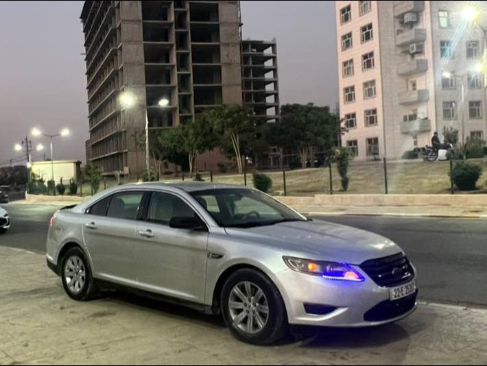 فۆرد تورس ٢٠١٠ مواسەفات مواسەفاتse گیر و مەکینە و کارەبایت بە شەرت ٣ پارجە بێ ژۆرێ سەیارەکی توند و تۆلە مالی دۆستە هەر هەموو شتێکی نوێیە سەیارەکی زۆر خاوێنە گەر موشتەری نی سەرمان مەیەشێنە ... 
رەقەم مۆبایل:*********** أربيل, العراق
