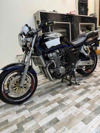 للبيع سبي فور محرك 1000 شرط ما مفتوح ولا بي شي  سعره 10 ورقه رقم وتساب...