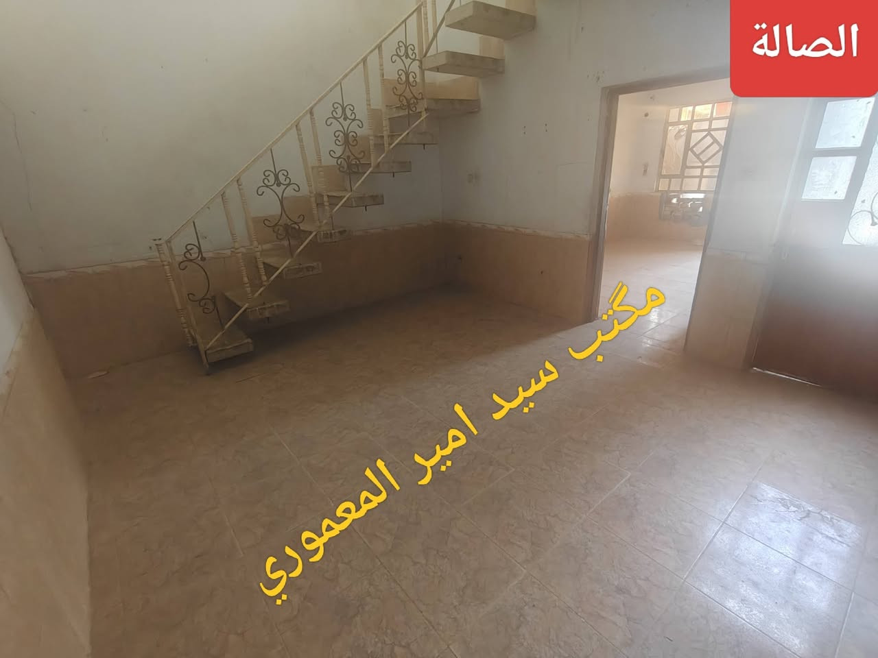 #يــوجد_بيـت___للإيـجار
#البيـت__طـابقـين_يحـتـوي_علـى_غـرفتين_نـوم
#المــساحة_100متر___المــوقع_حـي_المطـاط
#شارع_15_خلــف_روضـة_اليـاسري
#السعـر_250_الــف
#للإســتفسار_المراســله_خــاص_أو_الأتصـــال
#ـــــــ***********____***********
