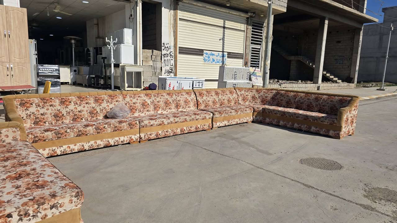 ديوان 16 نفر  شغل ايد قوي نضيفه   (يرهم  مراوس ) 
🌷🌷🌷🌷🌷🌷
اشتري غراض بيت مستعمل تخم ديوان كاونتر ميز طعام غرفه نوم ثلاجه مجمده غساله راسلونه خاص صوره 
🌷🌷🌷🌷🌷🌷
خانقين/ شارع مستودع خلف مركز شرطه ازادي [مزاد المندلاوي]
***********☎️
***********☎️
