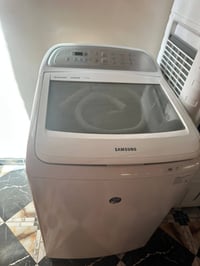 غساله اوتاماتيك نضيفه للبيع السعر ٢٠٠ الف ٠٧٧١٤٢٣٤٣٣٩