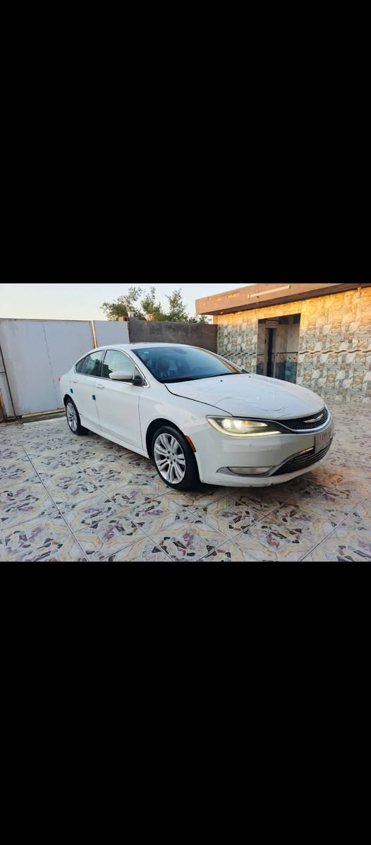 السلام عليكم البيع سي 200 موديل 2015 رقم ذي قار حره تحويل ثاني يوم سنويه مجدده 28 مشروع وطني وارد امريكي ضربته بنيد وجاملغ فقط والباقي كفاله عامه مكفوله من الضربه القويه والكص العيب الشرعي مكينه 2400 مكينه وكير وحداديه وتبريد  وتدفئه وتخم تايرات كله مكفول سياره جاهزه مال جناي بمعنه الكلمه فول مواصفات واحد على واحد فتحه بصمه تشغيل بصمه ابواب بصمه جنطه تحكم ستيرن شاره بل مرايه شاشه كبيره كامره دسك خلفي وأمامي ويل كب منظومه زنون فول واحد على واحد مكان سياره ناصريه سعر 97 بيه مجال قليل رقم الهاتف *********** أنه مكلف بل نشر خابر راعيه بيك خير وتدلل الزبير, البصرة
