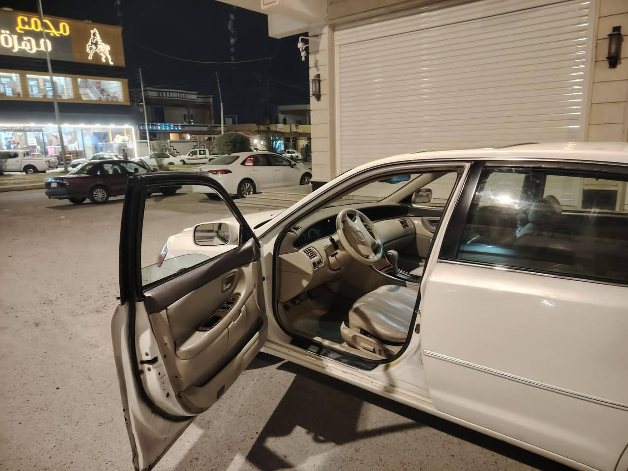 افلون 2001 رقم بغداد مشروع وطني سياره فول خليجي مصبوغ عام بدون حادث بيه معجون مكانات بدون دواخل السعر 75 بيه مجال *********** صلاح الدين الضلوعيه
