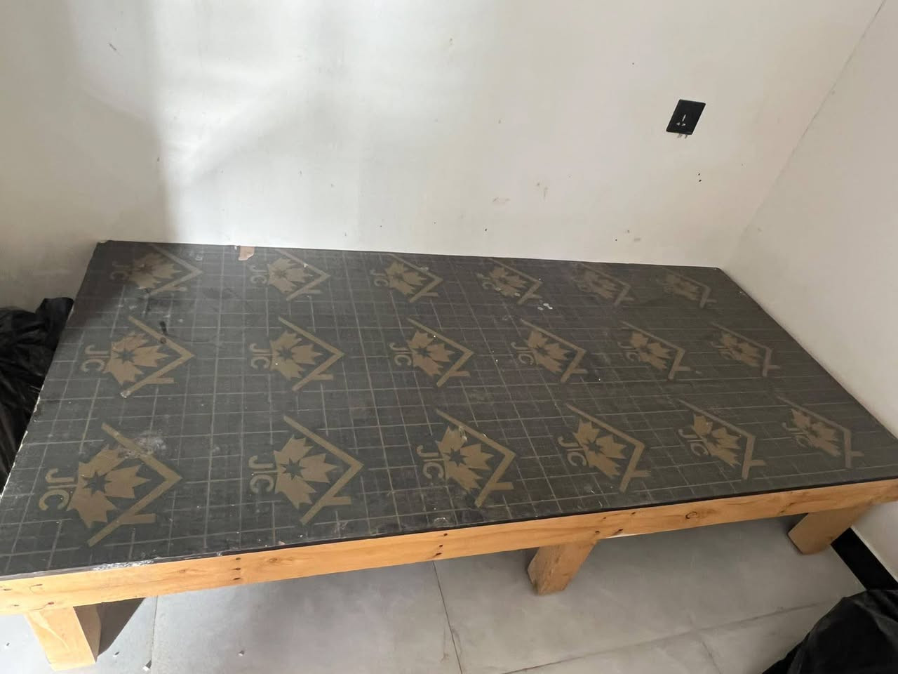 جربايه نفر للبيع بغداد 
سعر 50


**إذا كنت صاحب هذا الإعلان وتريد حذفه لأي سبب، رجاءا أرسل رسالة إلى الدعم الفني**