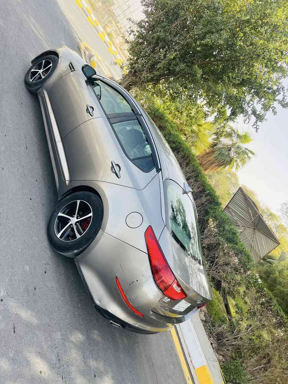 السلام عليكم اوبتيما 2015 السعر 108
بدون حادث السونار موجود بدون صبغ بدون تبديل فقط بارد ماشيه ١٦٠

مواصفات شاشة كشن كهرباء إشارة بالمري باقي الموصفات معروفه اي استفسار *********** مكلف بل نشر
