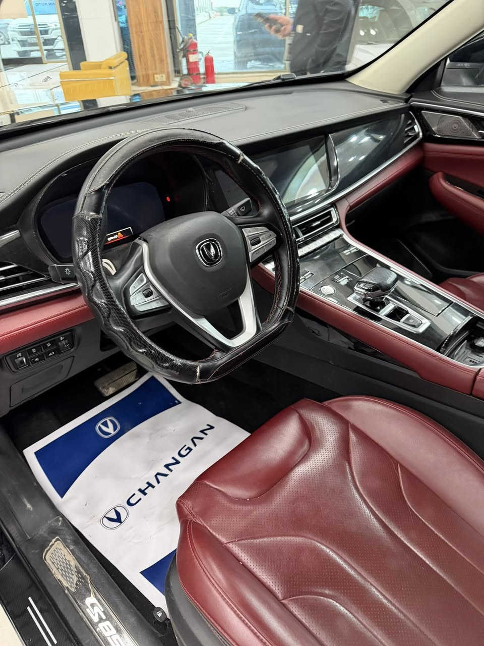 شانجان cs85 موديل ٢١ جاهزه ضمان سنه ماشيه ٨٧ الف فووول مواصفات مكانه الدوره *********** السعر ٢٣ مليون
