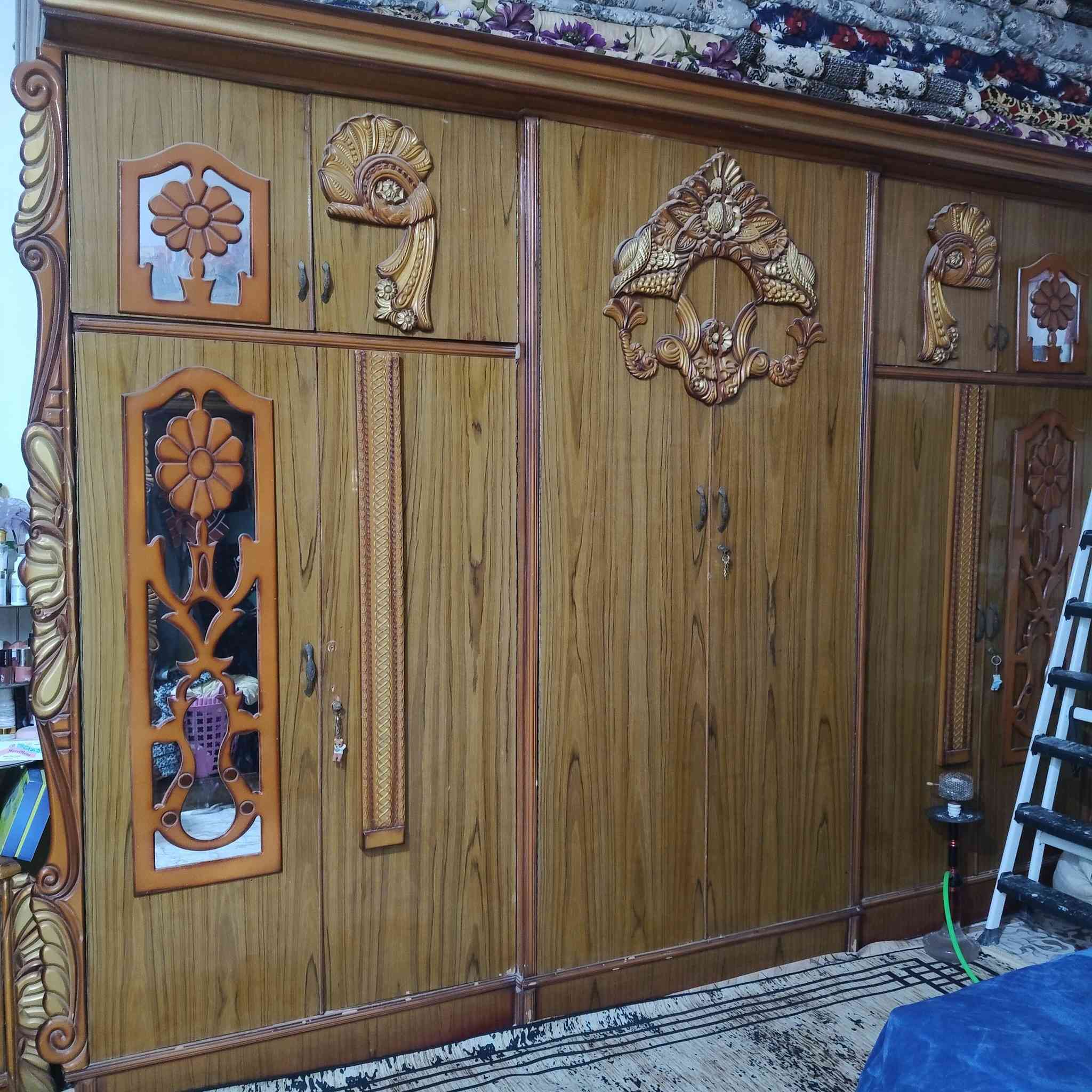 السلام عليكم غرفة نوم للبيع السعر 750كربلاء خلف جامعة العميد ***********
