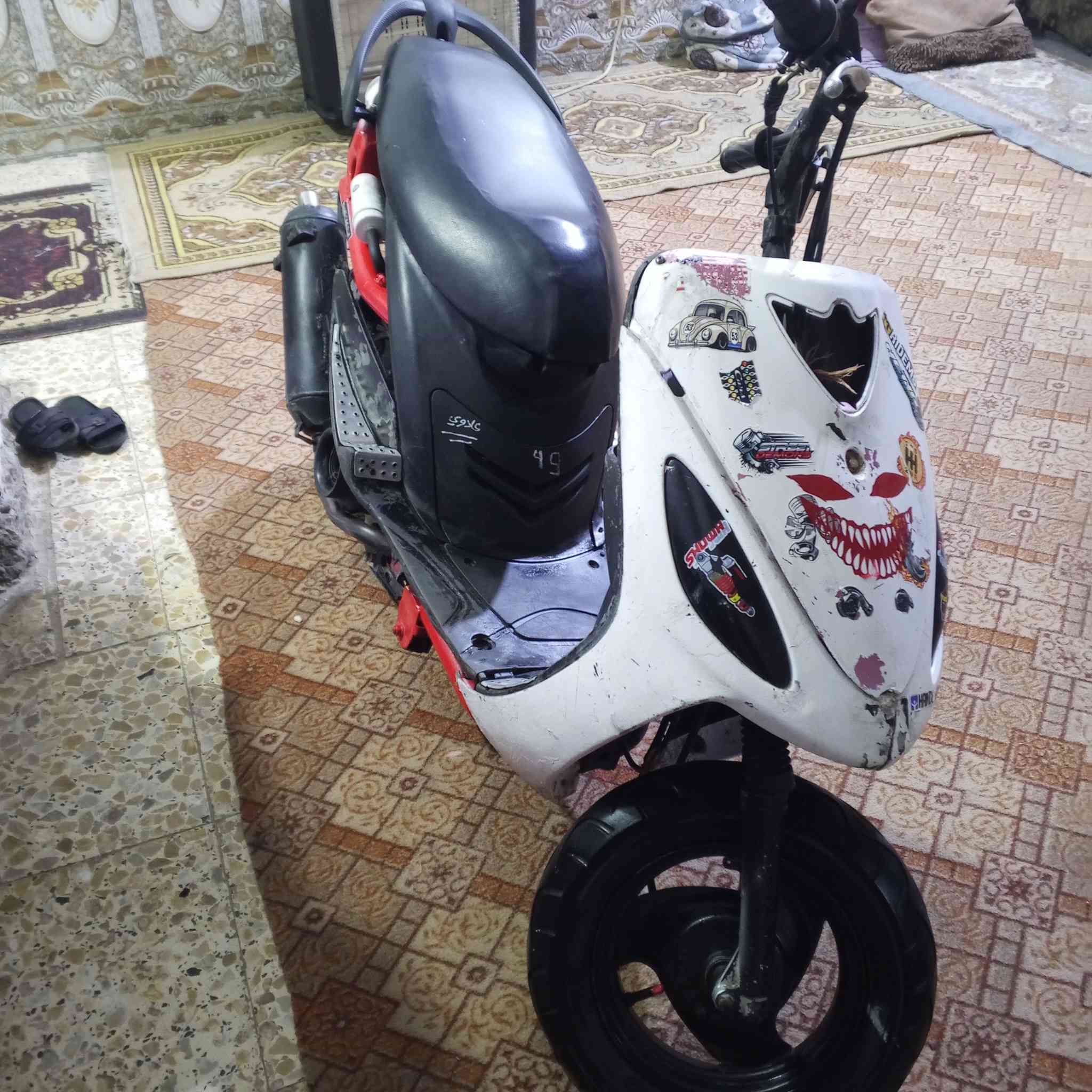 السلام عليكم دراجه للبيع محرك لا ينقص ولا يبخر شاله ومعدل شراي اتصل على الرقم او واتساب ***********
