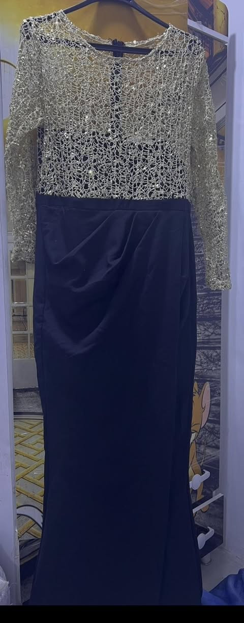 عدي فساتين للبيع بسعر مناسب لان مستعجله ومحتاجه
وعدي بدله اخذتهه من المنصور كلش حلوه بالبس  و٥ طبقات بطانه وتول كلش مريحه بالبس


**إذا كنت صاحب هذا الإعلان وتريد حذفه لأي سبب، رجاءا أرسل رسالة إلى الدعم الفني**