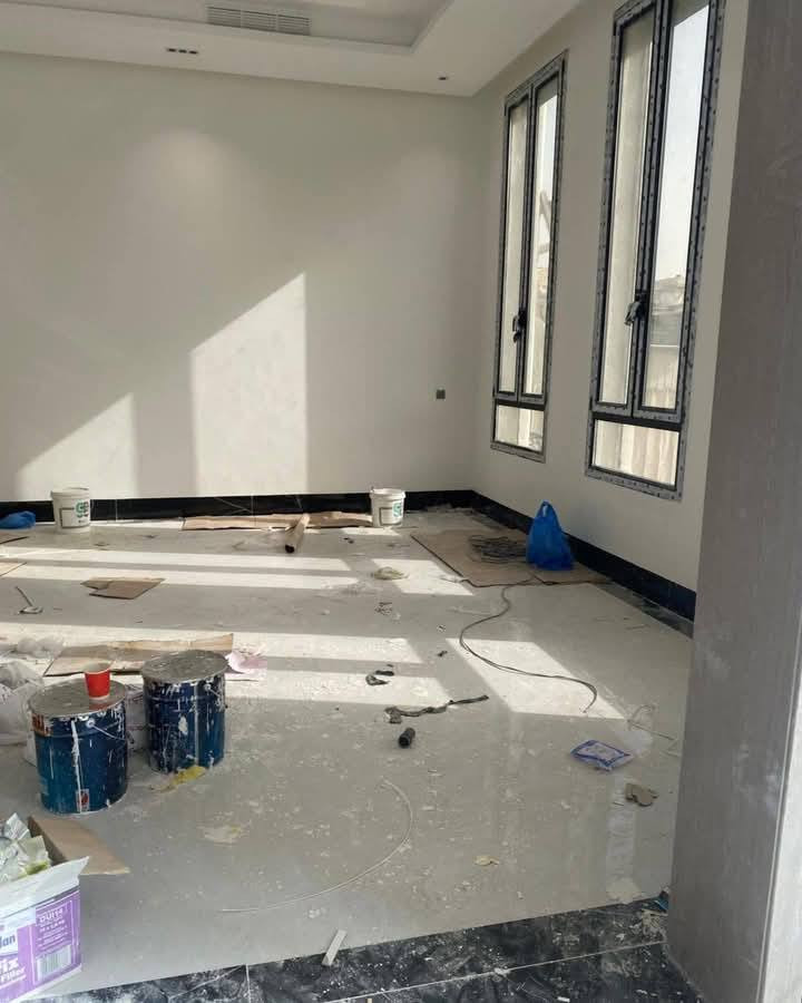 صباغ متفرغ متواجد  خاص او تصل   ***********
ــــــــــــــــــــــــــــــــــــــــــــــــــــــ
صبغ ابواب وشبابيك / واجهات منازل / ترميم كافه المنازل / طلس تيب جوين /  صبغ بنايات خارج ودأخل المنازل / صبغ معالج للرطوبه  / تصليح جص بورك / صبغ غرف نوم وغرف   اطفال / فقط بغداد متواجد فيس او تصال 💯/💯
