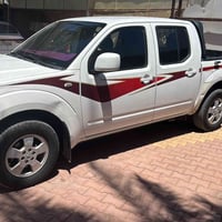 نيفاره 2010 للبيع  السعر 88 07735366540 رقم بغداد بسمي