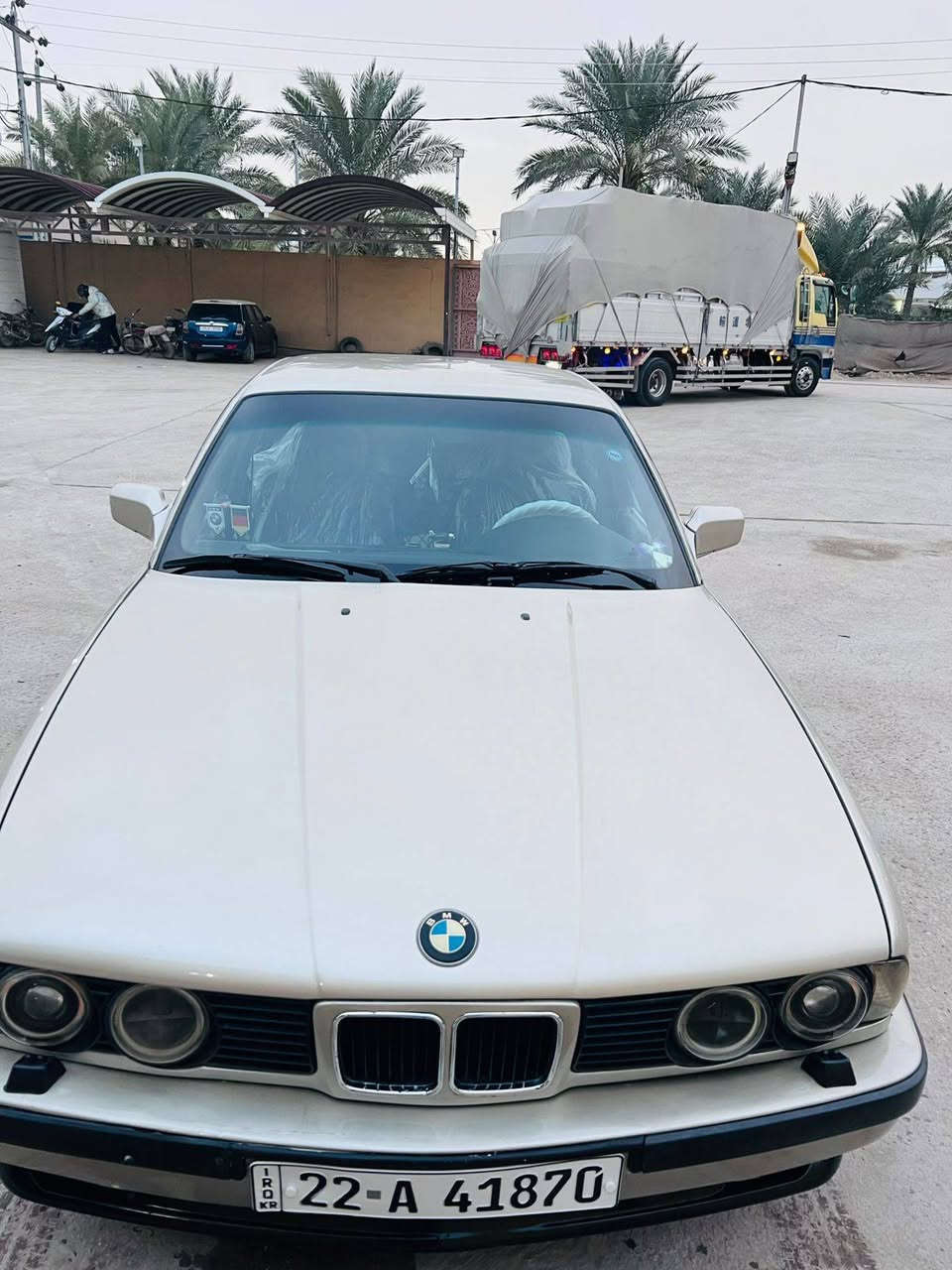 سلام عليكم من رخيصة الادمن  BMW موديل 90 اربيل  دولي  جاهزه من كلشي صدر جديد تخم تاير وكاله مضمونه تريد تحويل مكفوله من ضربه سياره حلوه احلى من الصور مكان السيارة بابل السعر( 67) ***********/ ***********
