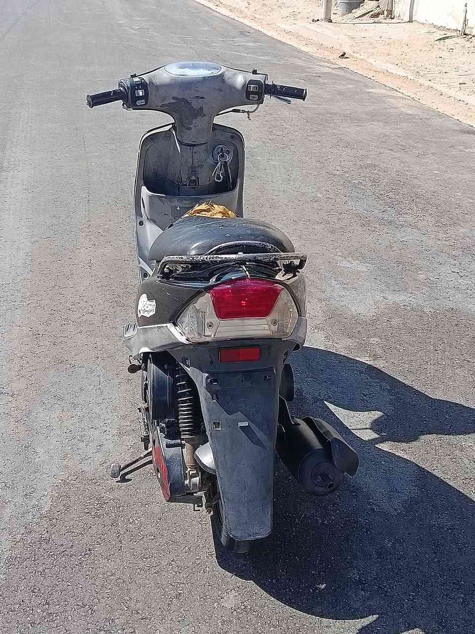 سلام عليك دراجه ماكس منغولي البيع دراجه خير من الله مفتوحه بس والفات  كلشي شغال بيه السعر خاص او تصل عليه واتساب هذه رقمي *********** وبيك خير ودلل
