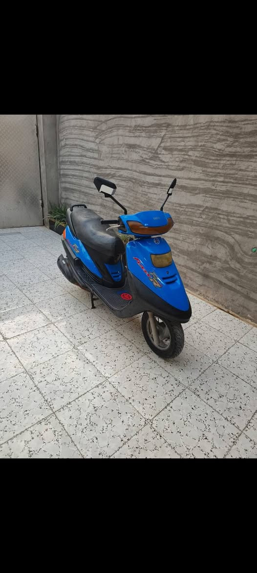 السلام عليكم دراجة فراشة للبيع محركهة جديد كهربائيات شغالة تشغيل عن بعد نشاط فول للاستفسار الاتصال على الرقم *********** السعر 450
