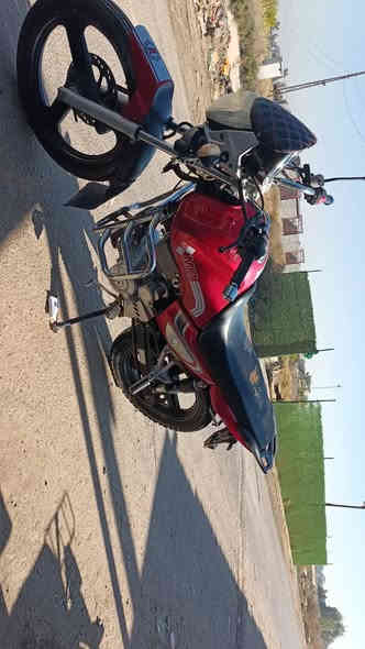 للبيع
سلام وعليكم أمزت نضيف أي نغص مابي تشغل و تمشي 
موطور ما متعوب محرك جديد فول 
سعر 650
و استفسار أكثر ***********
