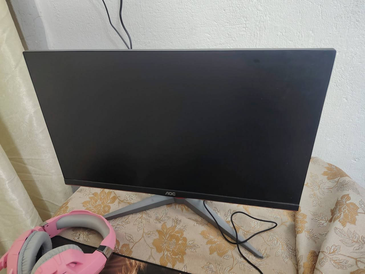 شاشه 1080x1920
حجمه 24 
156hz
160 الف
مكاني عبيدي 
***********
