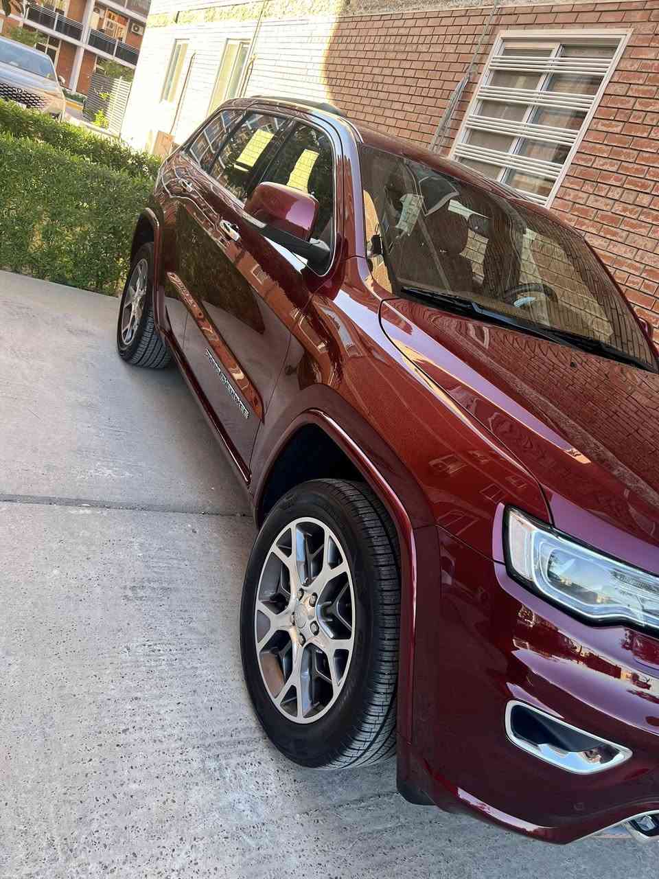 السلام عليكم جيب اوفرلاند ٢٠٢١ خليجي مكفوله ماشيه٦٤ الف كيلو تخم تاير جديد ميحتاج اشرح عن المواصفات هيه كدام العين ومواصفاته معروفه رايده ٣٤٥$ بيه مجال *********** مكاني بغداد
