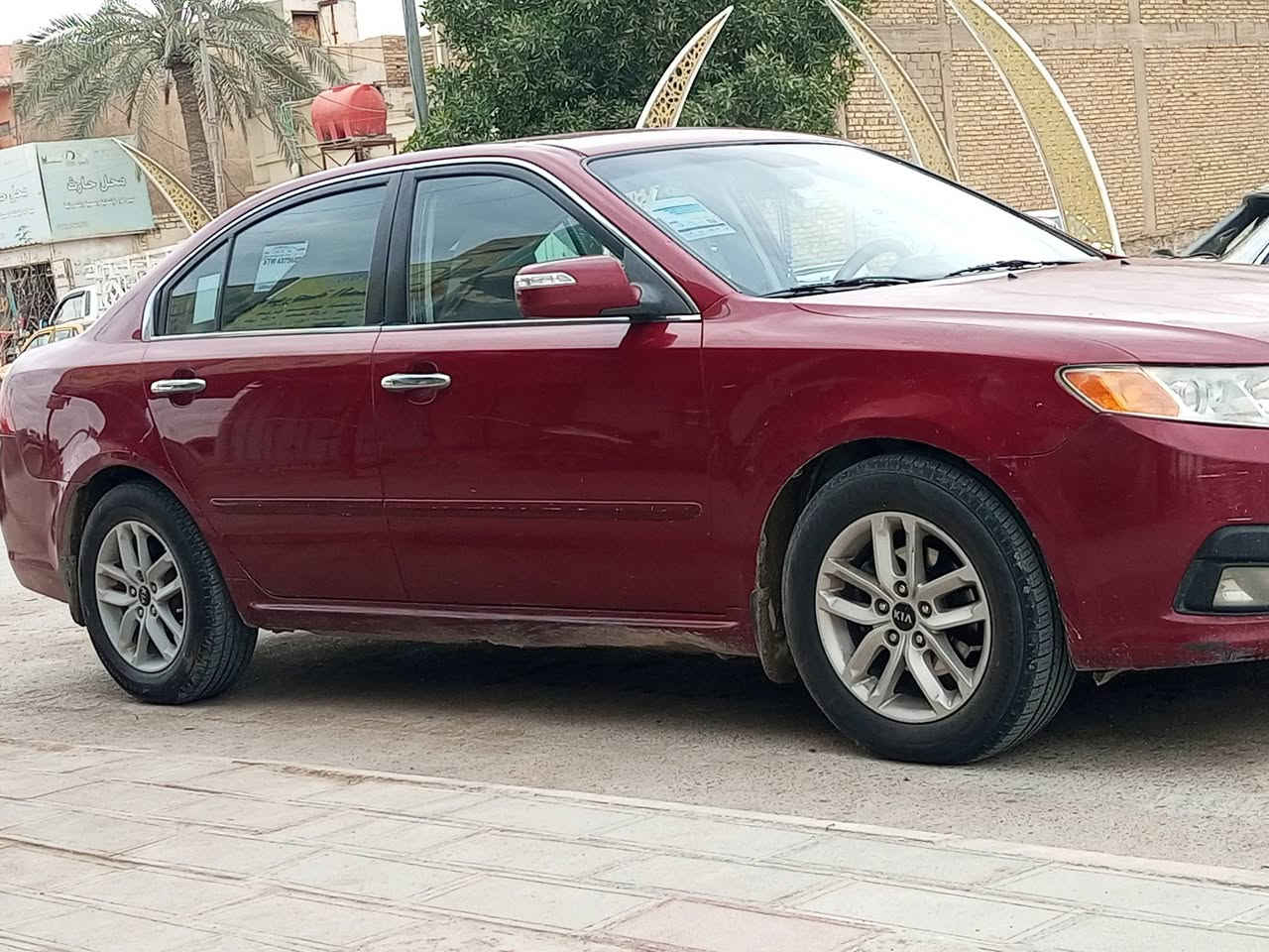 اوبتيما للبيع 2009 امريكي  محرك 2400  رقم قادسيه مكفوله ماعدا ضربه خفيفه الباب الخلفي  سياره جاهزه ونظيفه  رقم تلفون ***********  السعر 100 وبيها مجال
