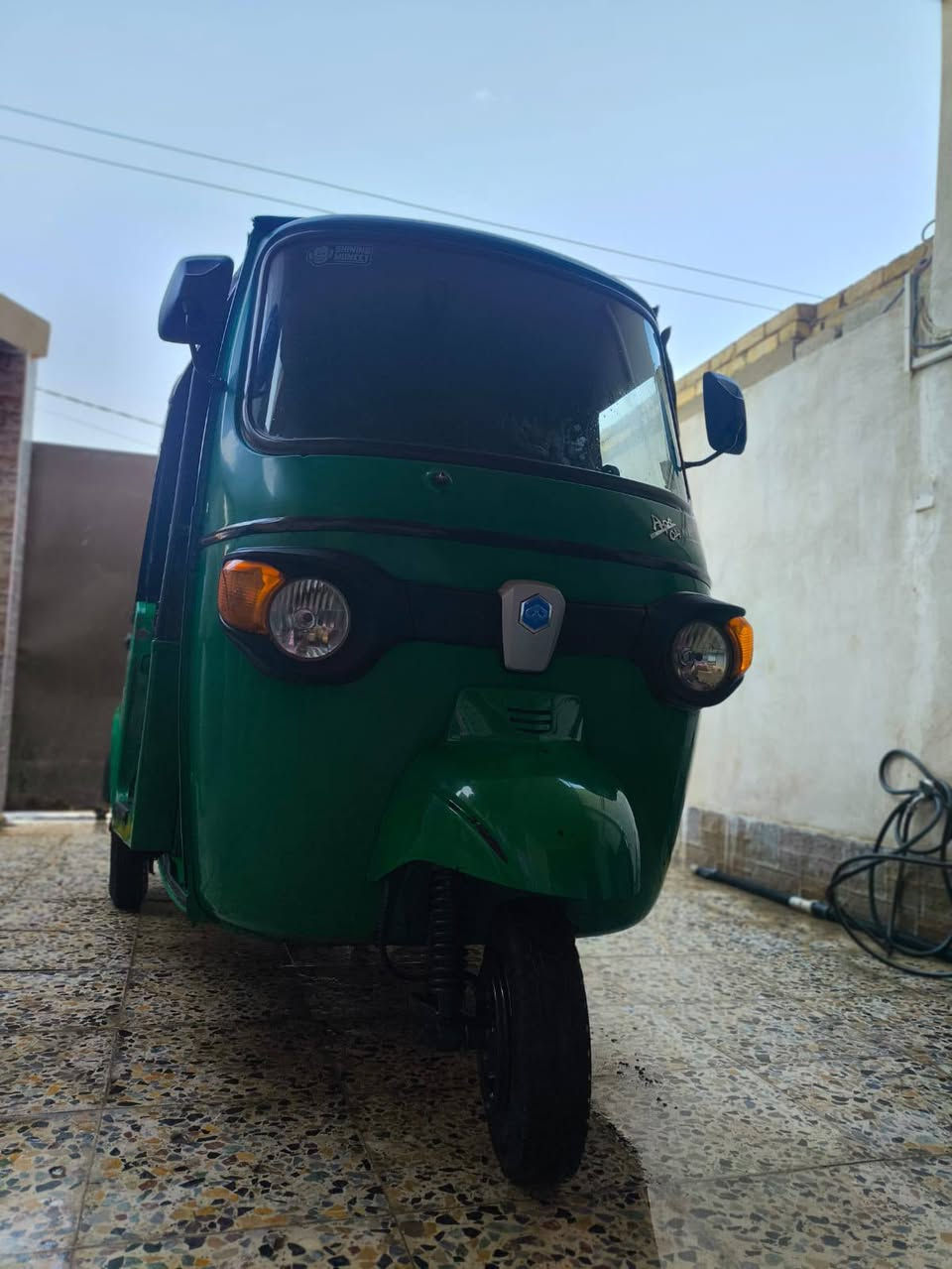 سلام عليكم تكتك بياجو لبيع اوراق
موديل 2021. بغداد ابو غريب  كفاله عامه السعر 3. 
( ***********)
