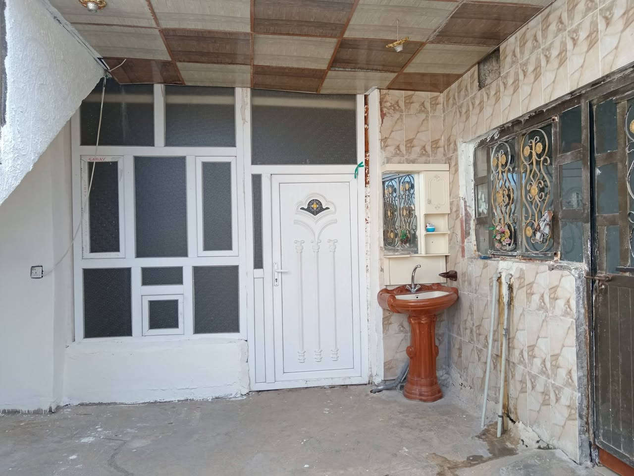 دار طابو طابقين للبيع
موقع مميز على شارع ٢٠ متر 
العنوان / كركوك حي الأسرى والمفقودين قرب جسر الرشيد 
المساحة / ١٠٠ متر مربع
الواجهة / ١٠ أمتار في ١٠ أمتار
السعر / ٩٠ مليون
للاتصال / ***********
