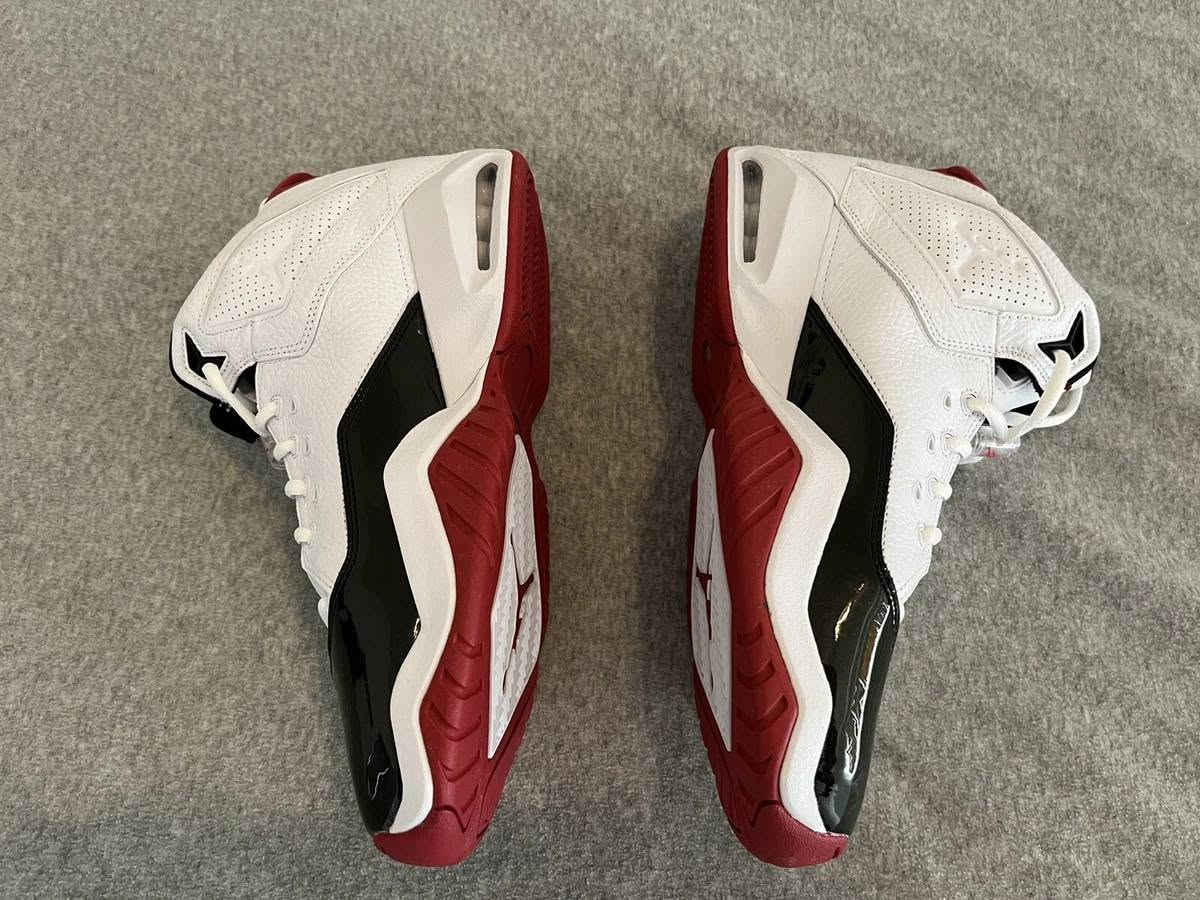 🔥 FOR SALE – Jordan B'Loyal Shoes 🔥
👟 Model: Jordan B'Loyal
📏 Size: US 7
🎨 Color: White / Black / Red
✅ Condition: Brand New (No Box)
💰 Price: 150,000 IQD
📞 WhatsApp: ***********
📩 Serious buyers only. Contact on WhatsApp.
