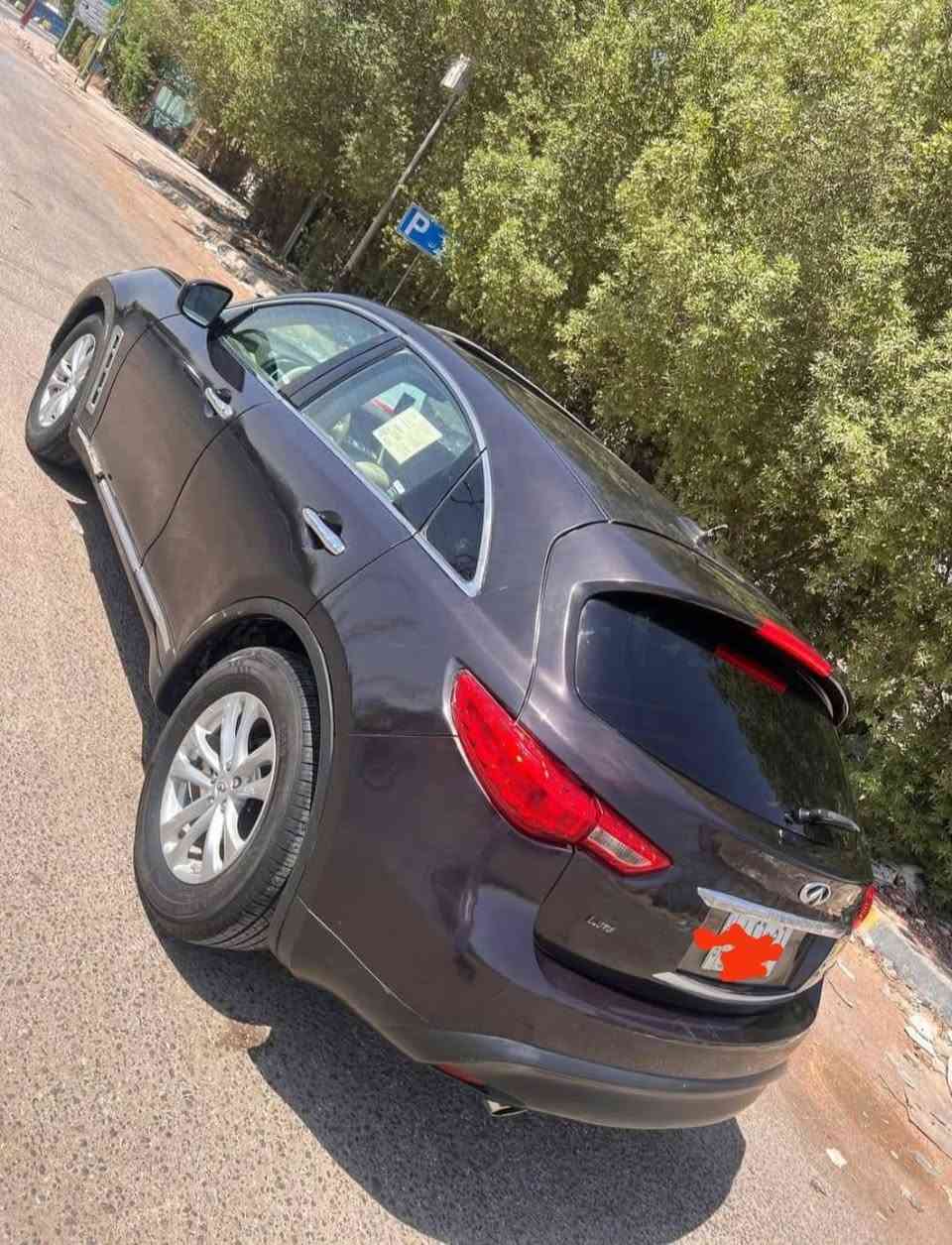 السلام عليكم انفنتي موديل 17 سياره جديده وجاهزه مابيه  أي نقص فول مواصفات  للبيع ول مراوس حسب القناعه المكان البصره *********** البصرة, العراق
