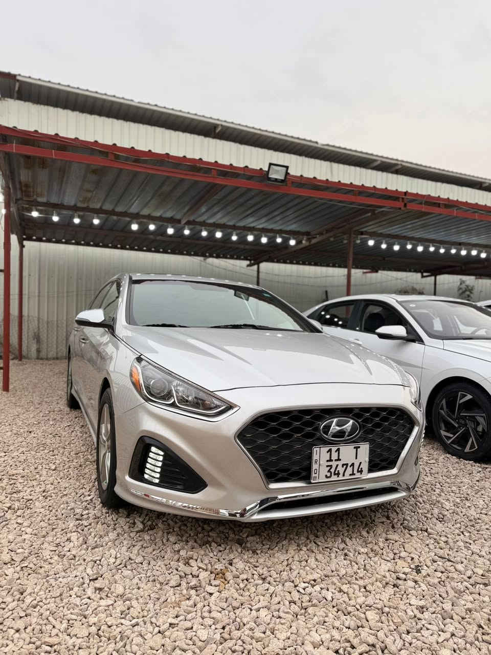 ياالله
سلام عليكم 
سوناتا للبيع
2018
رقم بغداد بسمي
كفاله عامه من كلشي
لا صبغ لا فتح 
محرك كير كفاله حته من الفتح
فول مواصفات 
ماشي 100 الف فقط
فتحه 
بصمه 
شاشه 
رادار
داخل جلد
كشن تدفئه 
بعد هواي مواصفات 
مكان كربلاء 
السعر 153
***********
ملاحظه لسياره وضع شركه شرط كلين كلين
