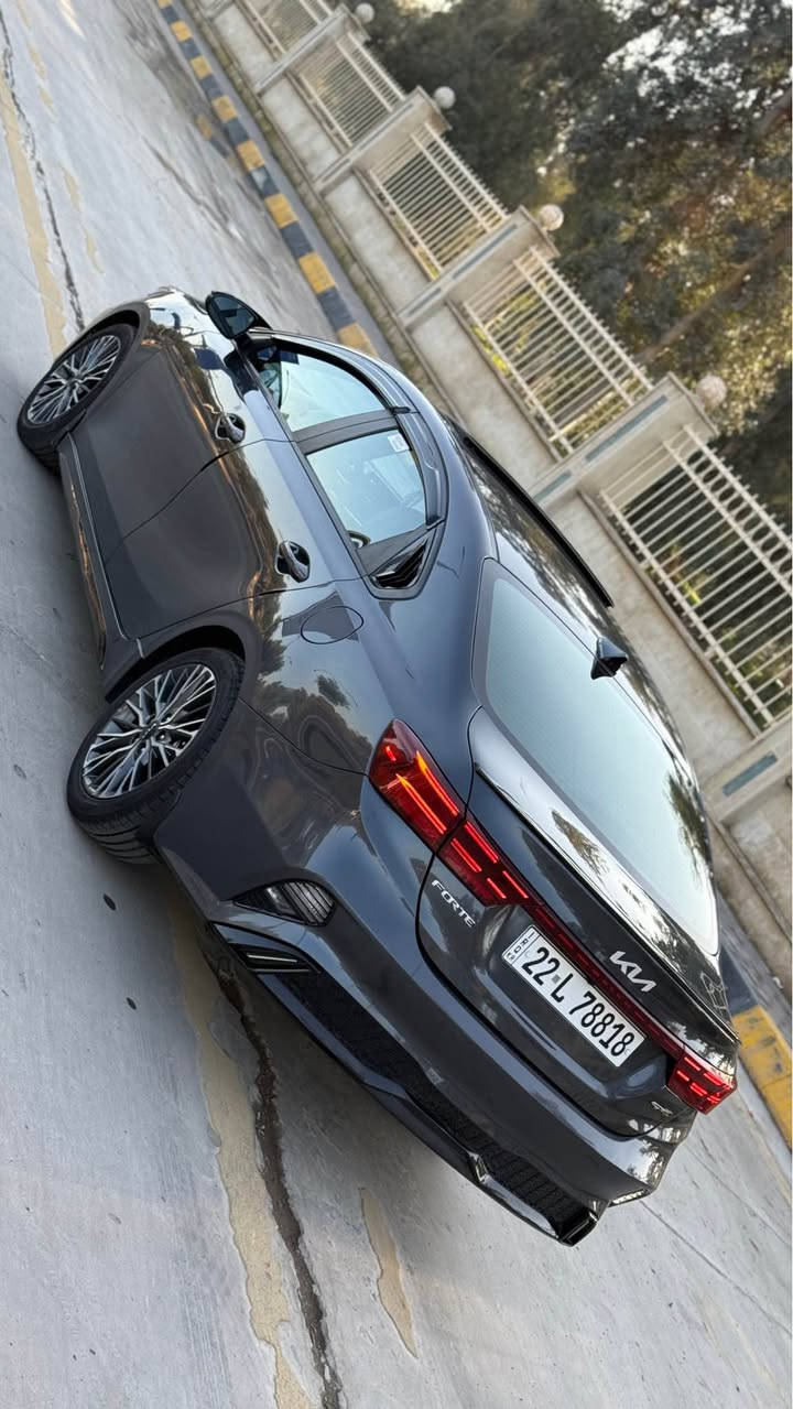 🛑كيا فورتي 2022 جيتي لاين🔥🔥🔥
🛑مرقم اربيل بأسمي 
🛑سعر بلاش 169 وبيه مجال للشراي
🛑الموصفات جيتي لاين فول موصفات🚩 
🛑سلايت
🛑بصمة تشغيل ابواب وصندوك بصمة .
🛑شحن وايرلس
🛑محرك 2000 دوش بدون دوانز علبانزين العادي.
🛑كاميره  خلفية دوارة.
🛑رادارات 360 درجة ( امامي جانبي خلفي) .
🛑رادارات خلفية توقف ذاتي مانع اصطدام.
🛑كشن جلد اسود جيتي لاين مطرز بعلامة جيتي 
🛑مانع التصادم الامامي والخلفي.
🛑تحكمات ستيرن 4 جهات فول.
🛑ثلاث وضعيات قيادة (ايكو-سبورت-سمارت).
🛑مثبت سرعة ذكي ( التحذير عند مغادرة المسار ).
🛑بدون كيبل يربط التلفون واير ليس و GPS.
🛑ويل كب 17 جيتي لاين بلادي.
🛑نظام الصوت  سبورت هارمن  عدد السماعات 8.
🛑ستيرن حرف D جيتي لاين.
🛑سقف اسود داخل اسود.
🛑لايت فراشة اصلي  زينون ابيض عالي وناصي.
🛑المراية الجانبية كهرباء.
🛑اضواء ترحيب عند الاقتراب.
🛑 بك لايت ليد وسكنات لد.
🛑اشاير بلمراية.
🛑نقطة عمياء.
🛑كير توماتيك .
🛑كامرة امامية تحديد مسار وقيادة الية.
🛑السياقة على خطوط الشارع
🛑مانع انزلاق نظام التركشن.
🛑تبريد ثلج شاشة دبل فريز  منفصل.
🛑فتح الصندوق الذكي عند الاقتراب.
🛑مثبت سرعة ذكي ( التحذير عند مغادرة المسار ).
🛑تدعم نظام الابل كار بلي والاندرويد اوتو بدون كيبل.
🛑يربط التلفون واير ليس و GPS.
🛑السيارة بعد بيها هواي مواصفات.
🛑 جديدة وجاهزة بدون أي مصرف.
🛑الضرر بوند سطحي فقط
🛑عداد المشي 30 
🛑صور الضرر خااااص.
🛑فحم كزوز اصلي.
🛑مكان السيارة/ الموصل (((معرض الاندلس)))
🛑الشراي يتصل على الرقم:-
-*********** -
- ***********-
-***********- موصل, نينوى
