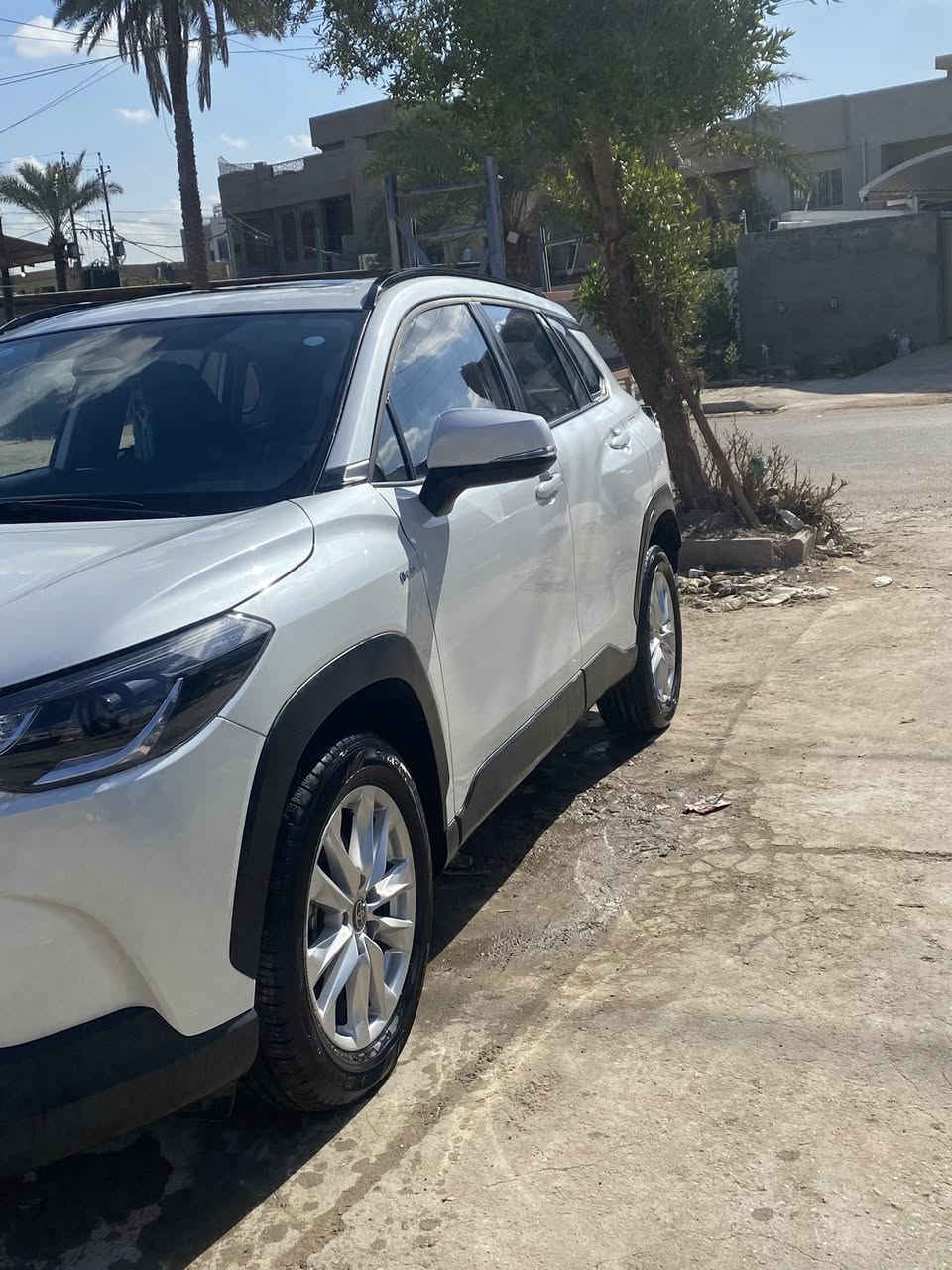 سلام عليكم كورلا كروس 2025ماشيه6000مكفوله الاتصال عل الرقم ‭0773 039 5111‬
