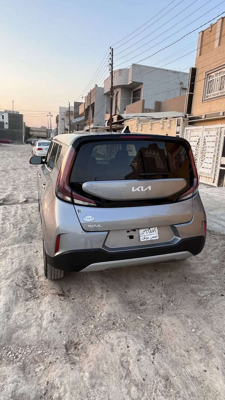 صول موديل 2024 دخول جديد مامرقم كير مكينه تبريد حدادية كله جديد ومكفول حادثها فقط دعامية بدون دواخل او راديتر او ايرباك + فتح براغي الجاملغ الامامي فقط بدون صبغ او تعديل او تبديل كلين تايتل السيارة وليبل واحد ماشيه 29 كلش جديده عنواني حله ***********
