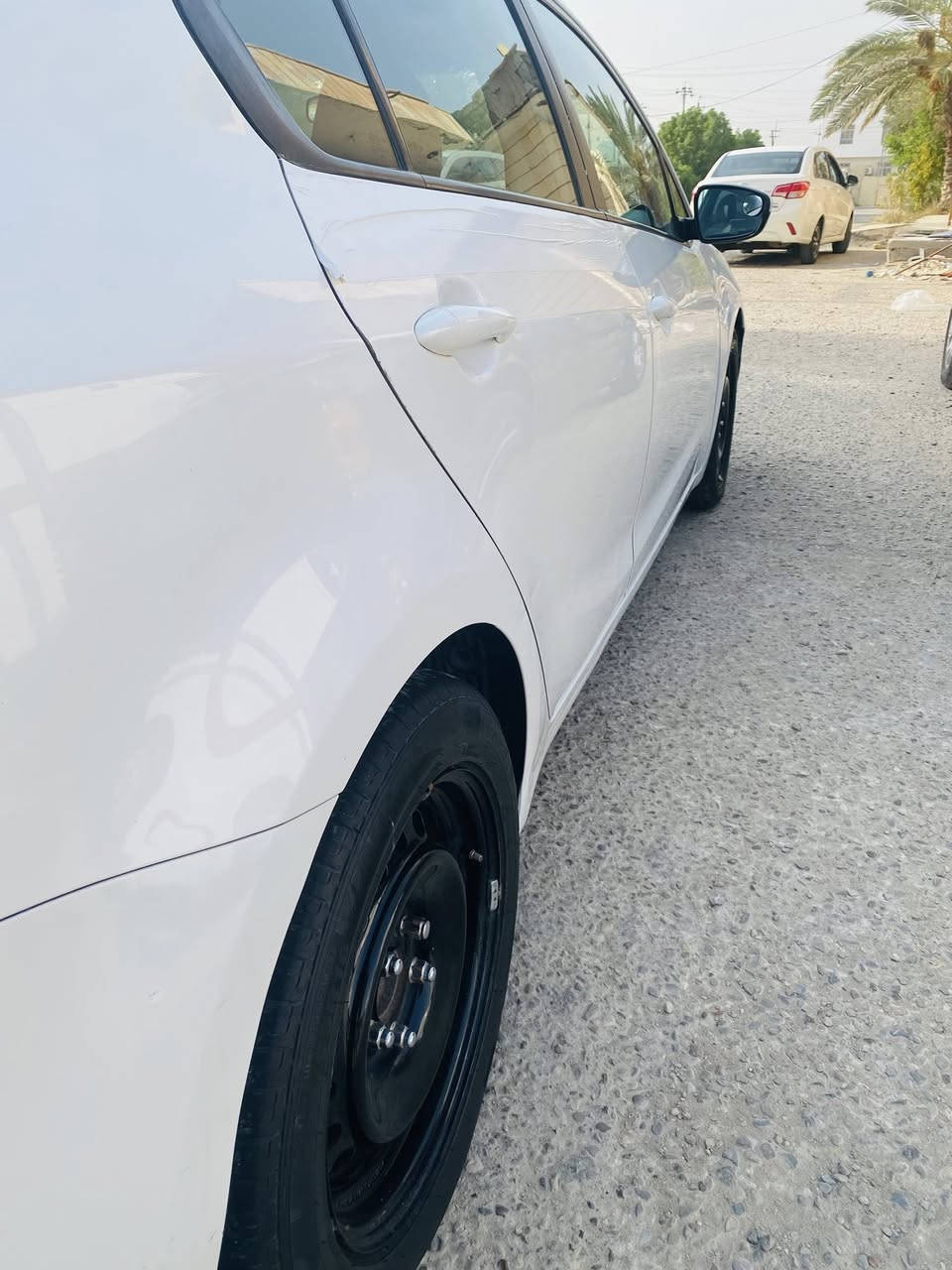 كيا فورتي/مديل ٢٠١٧
كفاله عامه ماشيه ١٢٧

رقم بغداد مدور ثاني يوم 

مكان السياره ناصريه /حي الشهداء شارع المحسن 

السعر ١٣٥ وبيه مجال 

السياره جديده كلش 

***********
