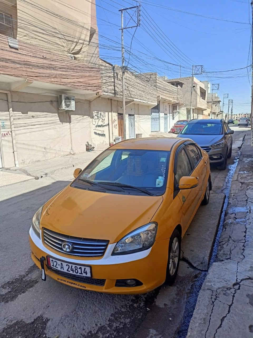 السلام عليكم سياره للبيع جريتون العنوان بالموصل كاربون رقم مسطره السعر 50 وبيها مجال***********
